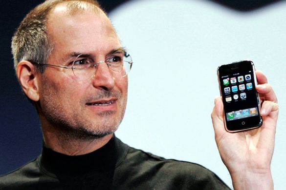 Creierul din spatele Apple, Steve Jobs, si-a dat demisia. Vezi motivele!