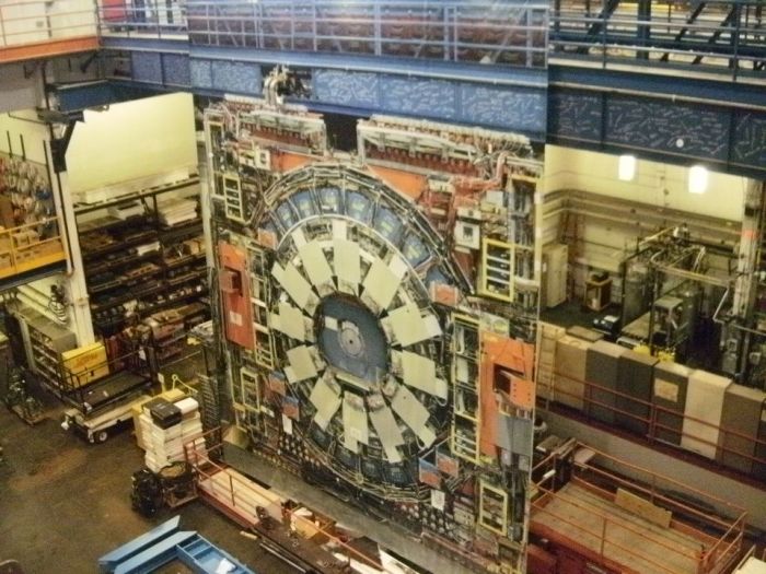 Americanii si-au inchis marele Accelerator de Particule. Interviu EXCLUSIV cu unul dintre romanii de acolo