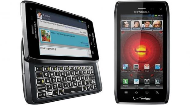 VIDEO Motorola a lansat oficial DROID 4, un Android cu display de 4 inch si tastatura slide QWERTY