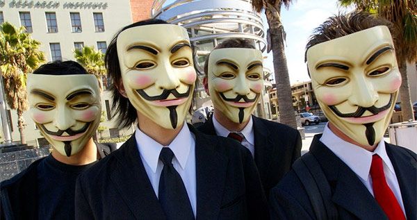 Hackerii se razbuna dupa blocarea Megaupload. Cu un click esti parte din atacul Anonymous
