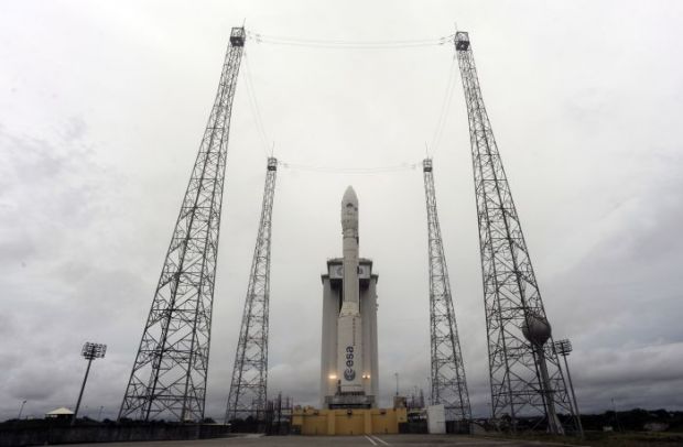 iLikeIT: Racheta VEGA a DECOLAT! Satelitul GOLIAT e in drum spre orbita (update) VIDEO