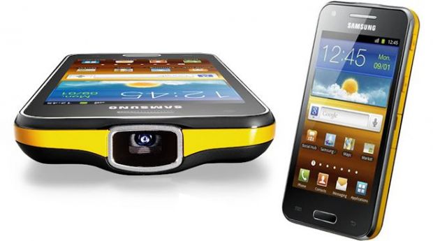 VIDEO Samsung Galaxy Beam, proiector de 50 inch sau smartphone cu display mare?
