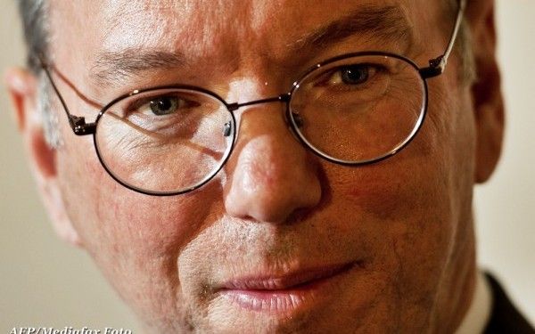 Dumnezeul Internetului are un sef, iar acesta a castigat 100 de MILIOANE de dolari anul trecut