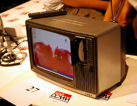 PC modding sau modificare extrema a calculatoarelor. Cum sa-ti transformi PC-ul in WC