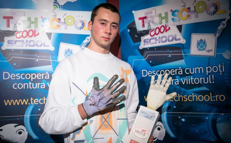 Medicul viitorului, un prototip construit de un elev roman in cadrul programului educational Tech School