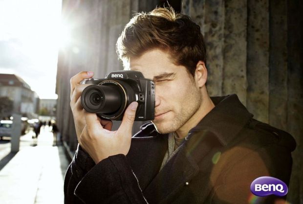 Noua camera foto BenQ GH800. Zoom optic 36x