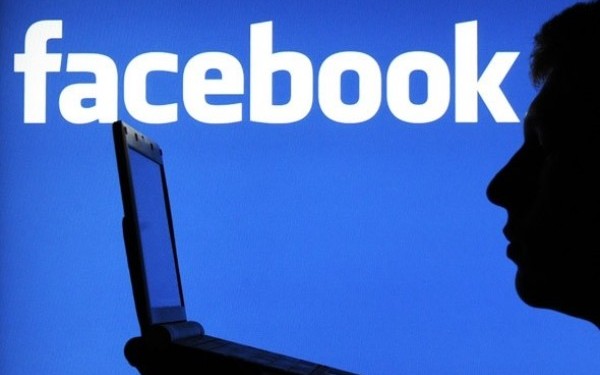 Companiile de plati si birourile de credit ar putea verifica clientii folosind Facebook si Twitter