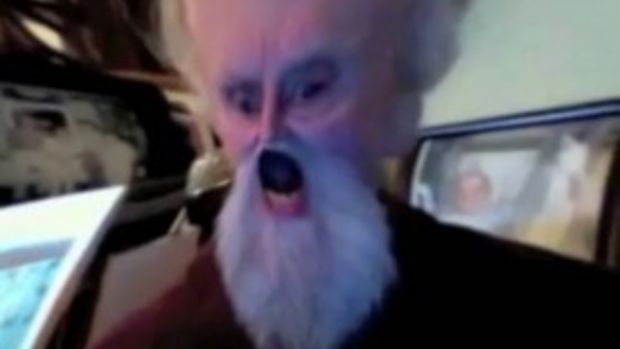 Nu i-ai vazut niciodata asa! Cum se distreaza pensionarii cu Photo Booth! VIDEO