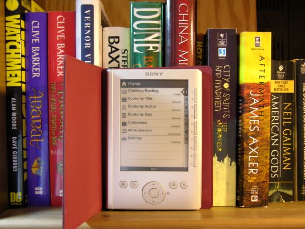 Black Friday 2013, ebooks. Carti electronice la pret mic in magazinele online