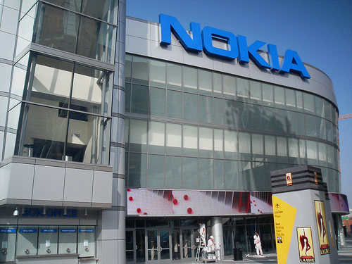 Nokia, avertizata de Comisia Europeana