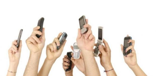 Paradoxul pietei smartphone-urilor. Nu e inghesuiala la modelele de top