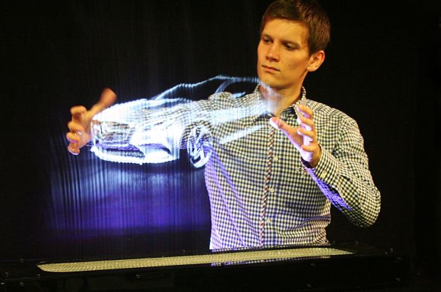 Telefonul cu holograma va fi gata intr-un an. Vom vedea o imagine 3D a persoanei cu care vorbim