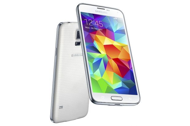 Ce poti face cu Galaxy S5 si nu poti face cu un iPhone 5S