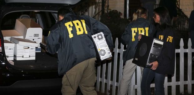 Un fost sef de la FBI avertizeaza: Apple si Google vor provoca moartea oamenilor
