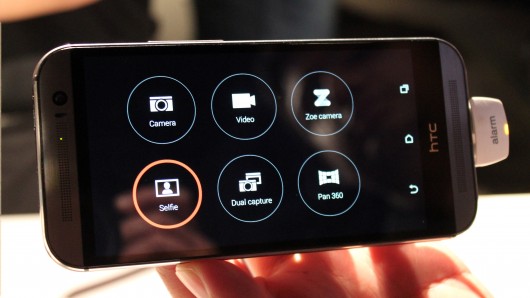 HTC Hima va fi senzational! Va avea o camera mortala si una frontala perfecta pentru super-selfie! Va fi telefonul anului?