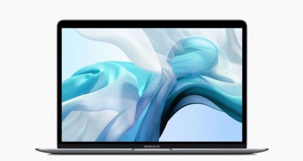 Apple lansează un MacBook Air mai accesibil. Schimbare importantă și pe MacBook Pro