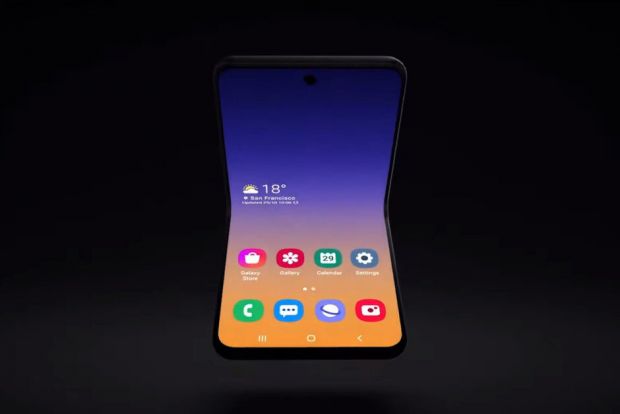 Samsung ridică ștacheta la un nivel incredibil. Schimbarea decisivă făcută pentru Galaxy Fold 2, al doilea telefon pliabil al companiei