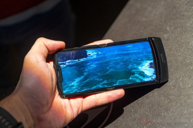 Decizia Motorola în privința telefoanelor pliabile. Ce se întâmplă cu Razr 2