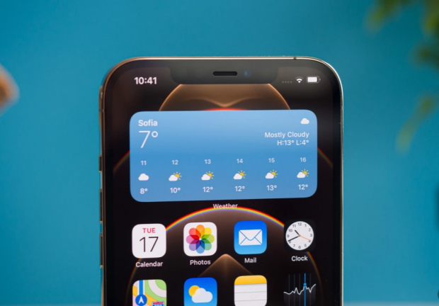 Primele imagini cu iPhone 13 și o posibilă dată de lansare