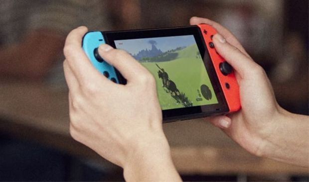 Apple vrea să concureze cu Nintendo Switch și pregătește o consolă portabilă