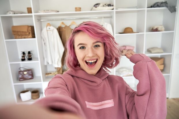 Ai plăti ca să vezi ce fac influencerii tăi preferați? Instagram propune un abonament special pentru asta
