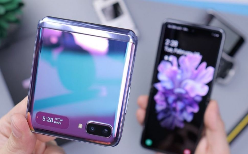 Samsung ar pregăti o a treia gamă de dispozitive pliabile pentru anul acesta