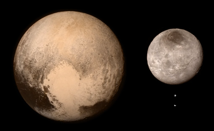 Luna lui Pluto are un pol nordic misterios, de culoare roșie. Ipoteza astronomilor