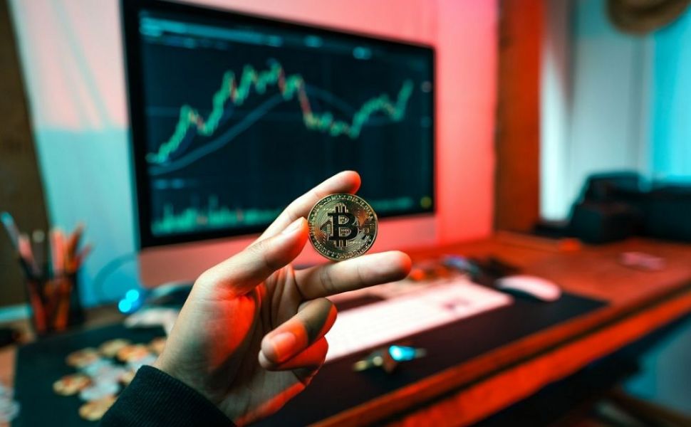 (P) Pot fi tranzacționate criptomonedele pe platforme Forex și CFD?