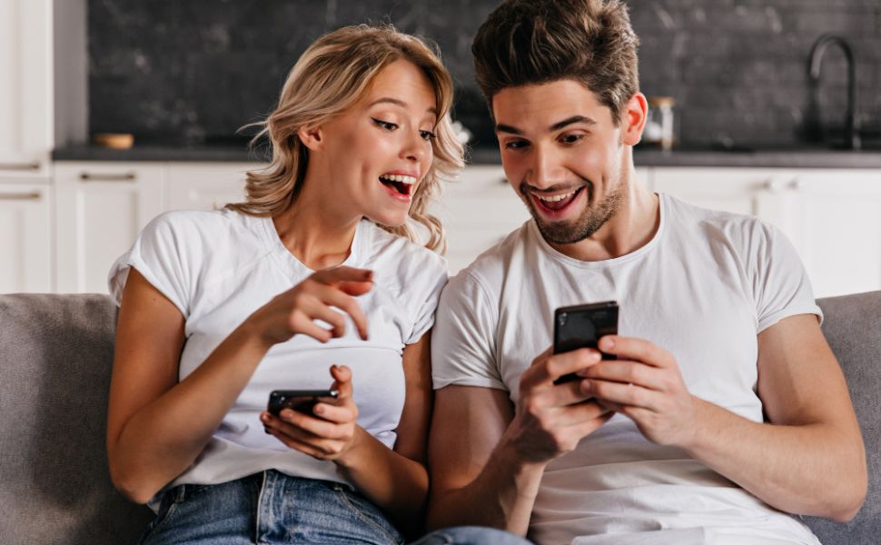 Cum să economisești bani fără efort pentru cele mai noi gadgeturi