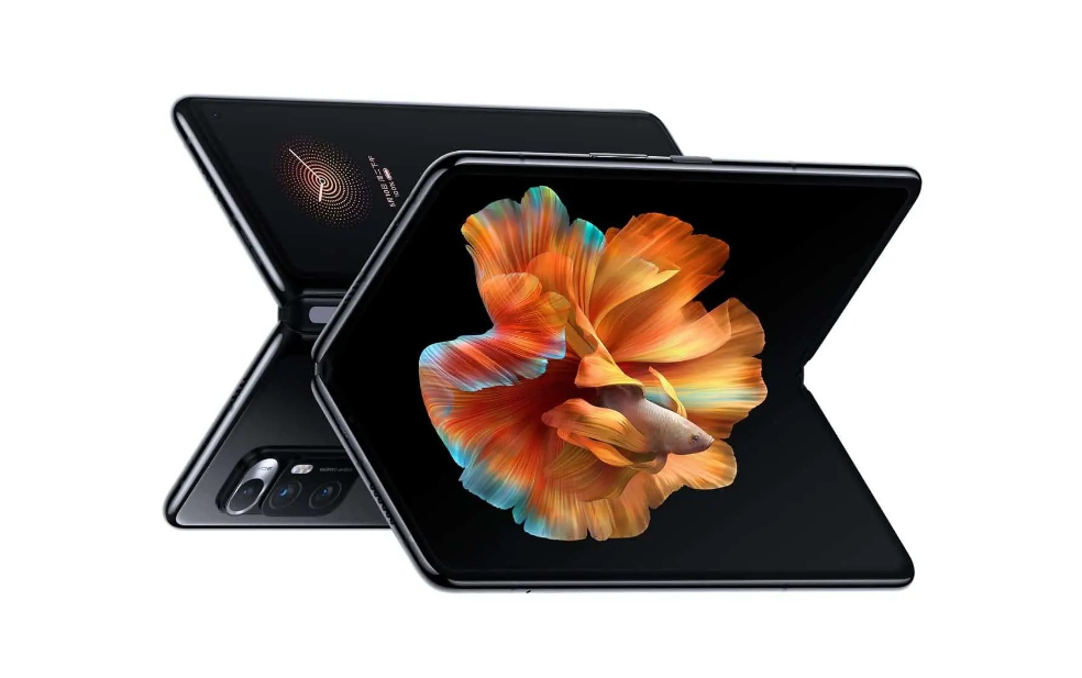 Încă un telefon pliabil ar putea fi prezentat lumii pe 11 august