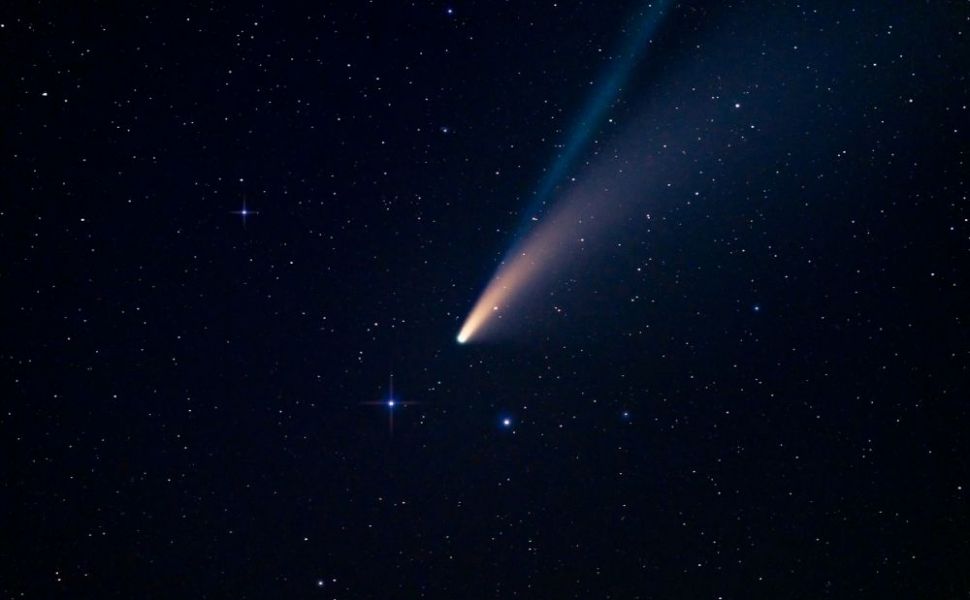 O cometă văzută ultima dată pe cer de Neanderthalieni ar putea fi vizibilă cu ochiul liber în 2023